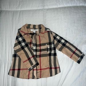 Boys toddler Burberry top size 12 months.